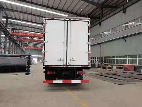一汽解放6.8米冷藏車(chē)價(jià)格解析與運(yùn)輸車(chē)選擇指南